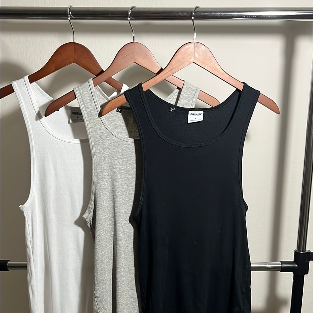 Gymshark Sleeveless Fitted Tank Top White Gray